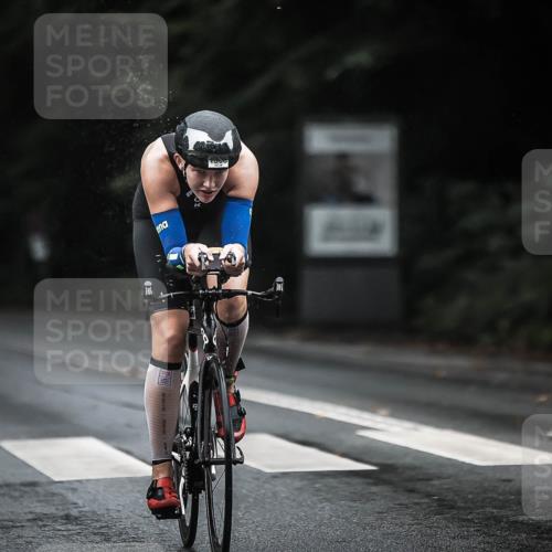 13.09.2026 - Stadtparktriathlon H.Heesch http://msf.ph/oto/10293775 13.09.2026 12:47:49 Radfahren 1208, 1308 meine-sportfotos.de