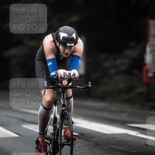 13.09.2026 - Stadtparktriathlon H.Heesch http://msf.ph/oto/10293782 13.09.2026 12:47:49 Radfahren 1208, 1308 meine-sportfotos.de
