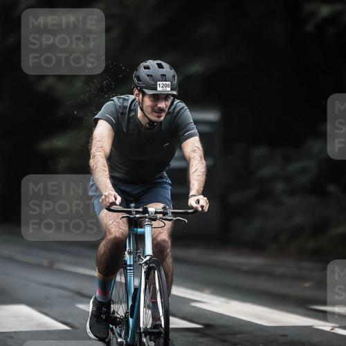13.09.2026 - Stadtparktriathlon H.Heesch http://msf.ph/oto/10293791 13.09.2026 12:47:53 Radfahren 1109, 1192, 1208, 1297, 1308 meine-sportfotos.de