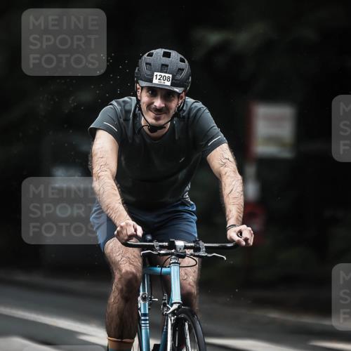 13.09.2026 - Stadtparktriathlon H.Heesch http://msf.ph/oto/10293804 13.09.2026 12:47:54 Radfahren 1109, 1156, 1192, 1208, 1297, 1308 meine-sportfotos.de