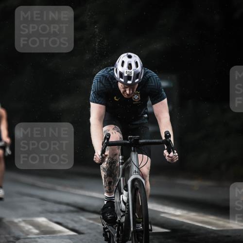 13.09.2026 - Stadtparktriathlon H.Heesch http://msf.ph/oto/10293845 13.09.2026 11:40:24 Radfahren 772, 804, 818, 834, 856, 925 meine-sportfotos.de