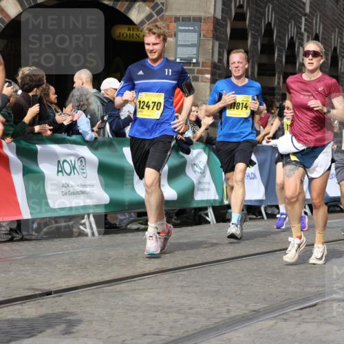 13.09.2026 - 21. swb-Marathon Bremen Strokosch-Dieckow http://msf.ph/oto/10293861 13.09.2026 10:47:18 Ziel 10289, 10445, 10504, 11060, 11199, 11212, 11344, 11608, 11661, 11783, 12364, 12375, 12415, 12470, 13613, 10189, 10223, 10270, 10310, 10807, 10873, 10898, 11269, 11469, 11646, 12195, 12296, 12318, 13521, 13545 meine-sportfotos.de