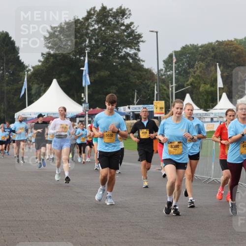13.09.2026 - Kiel Lauf Andreas Tolksdorf http://msf.ph/oto/10293946 13.09.2026 09:25:25 Kiellinie 36, 3138, 2608, 5530, 11, 8300, 39, 6797, 1053 meine-sportfotos.de