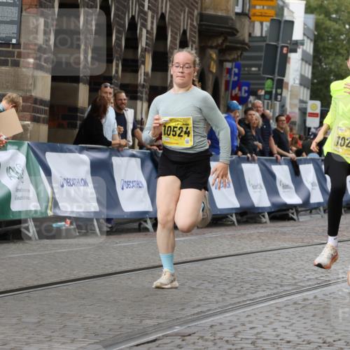 13.09.2026 - 21. swb-Marathon Bremen Strokosch-Dieckow http://msf.ph/oto/10293999 13.09.2026 11:19:07 Ziel 10005, 10202, 10264, 10344, 10524, 10568, 10997, 11443, 11629, 11794, 12090, 12371, 12422, 10629, 10933, 12224, 12462 meine-sportfotos.de