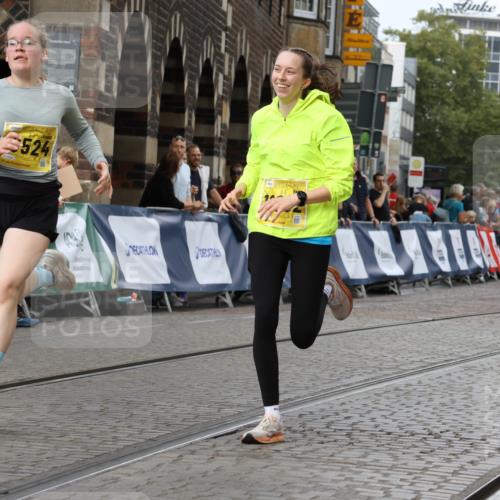 13.09.2026 - 21. swb-Marathon Bremen Strokosch-Dieckow http://msf.ph/oto/10294032 13.09.2026 11:19:08 Ziel 10005, 10202, 10264, 10344, 10524, 10568, 10997, 11443, 11629, 11794, 12090, 12422, 10629, 10933, 11050, 11760, 12224, 12462 meine-sportfotos.de