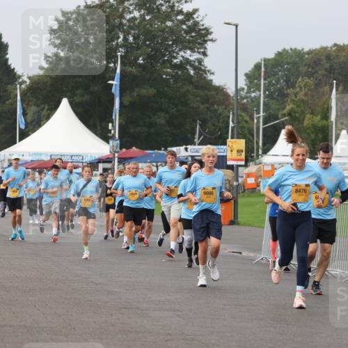 13.09.2026 - Kiel Lauf Andreas Tolksdorf http://msf.ph/oto/10294052 13.09.2026 09:25:52 Kiellinie 699, 8476, 10009, 9986, 6, 40 meine-sportfotos.de