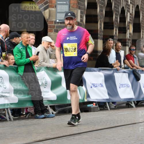 13.09.2026 - 21. swb-Marathon Bremen Strokosch-Dieckow http://msf.ph/oto/10294077 13.09.2026 11:19:23 Ziel 10202, 10524, 11629, 11794, 12090, 10004 meine-sportfotos.de