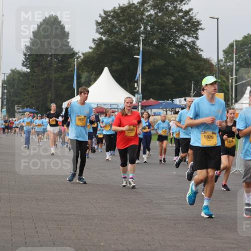 13.09.2026 - Kiel Lauf Andreas Tolksdorf http://msf.ph/oto/10294091 13.09.2026 09:26:00 Kiellinie 36, 5857, 0685, 5929, 6638, 2031, 1324 meine-sportfotos.de