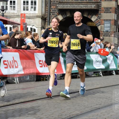 13.09.2026 - 21. swb-Marathon Bremen Strokosch-Dieckow http://msf.ph/oto/10294140 13.09.2026 10:47:21 Ziel 10289, 10445, 10504, 10744, 11060, 11199, 11212, 11344, 11608, 11650, 11651, 11661, 11783, 11814, 12364, 12375, 12415, 12470, 13613, 10189, 10223, 10270, 10310, 10594, 10807, 10873, 11130, 11469, 11646, 12195, 12296, 12318, 13521 meine-sportfotos.de