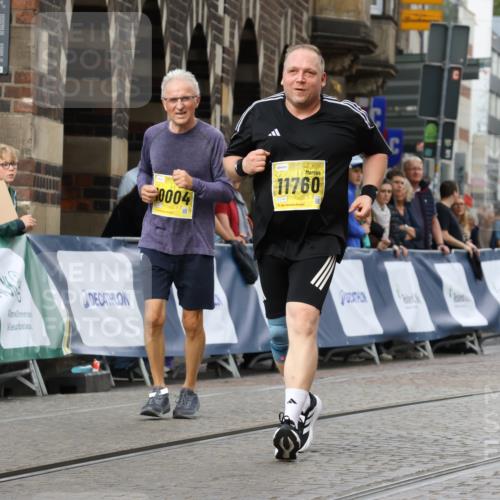 13.09.2026 - 21. swb-Marathon Bremen Strokosch-Dieckow http://msf.ph/oto/10294179 13.09.2026 11:19:31 Ziel 10629, 10933, 12462, 11457 meine-sportfotos.de