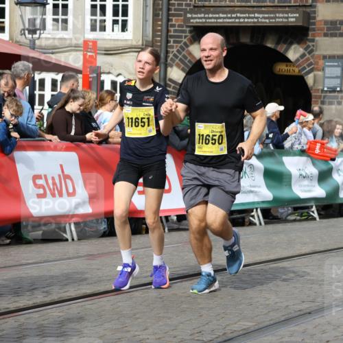 13.09.2026 - 21. swb-Marathon Bremen Strokosch-Dieckow http://msf.ph/oto/10294190 13.09.2026 10:47:21 Ziel 10289, 10445, 10504, 10744, 11060, 11199, 11212, 11344, 11608, 11650, 11651, 11661, 11783, 11814, 12364, 12375, 12415, 12470, 13613, 10189, 10223, 10270, 10310, 10594, 10807, 10873, 11130, 11469, 11646, 12195, 12296, 12318, 13521 meine-sportfotos.de