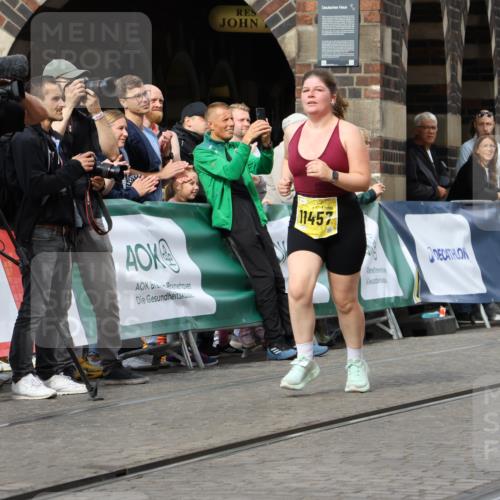 13.09.2026 - 21. swb-Marathon Bremen Strokosch-Dieckow http://msf.ph/oto/10294240 13.09.2026 11:19:47 Ziel 10004, 10629, 10933, 11050, 11760, 12224, 10430, 10882, 11546, 12472 meine-sportfotos.de