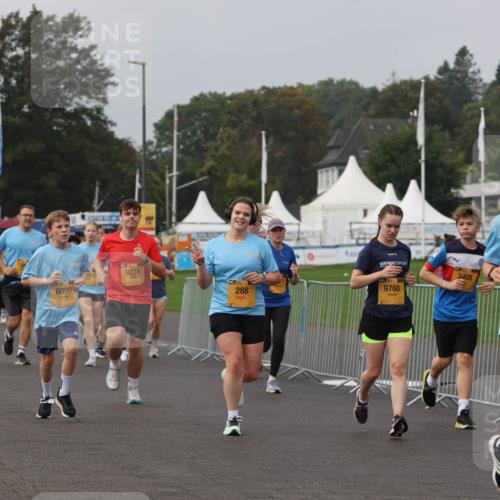 13.09.2026 - Kiel Lauf Andreas Tolksdorf http://msf.ph/oto/10294255 13.09.2026 09:26:27 Kiellinie 6099, 9224, 288, 9760, 3408, 38, 8066 meine-sportfotos.de
