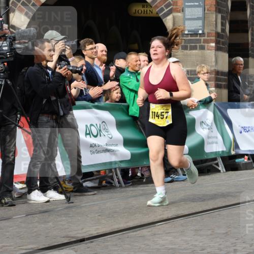 13.09.2026 - 21. swb-Marathon Bremen Strokosch-Dieckow http://msf.ph/oto/10294257 13.09.2026 11:19:48 Ziel 10004, 10629, 10933, 11050, 11760, 12224, 10430, 10882, 11546, 12472 meine-sportfotos.de