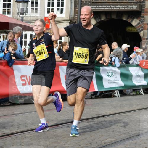 13.09.2026 - 21. swb-Marathon Bremen Strokosch-Dieckow http://msf.ph/oto/10294264 13.09.2026 10:47:21 Ziel 10289, 10445, 10504, 10744, 11060, 11199, 11212, 11344, 11608, 11650, 11651, 11661, 11783, 11814, 12364, 12375, 12415, 12470, 13613, 10189, 10223, 10270, 10310, 10594, 10807, 10873, 11130, 11469, 11646, 12195, 12296, 12318, 13521 meine-sportfotos.de