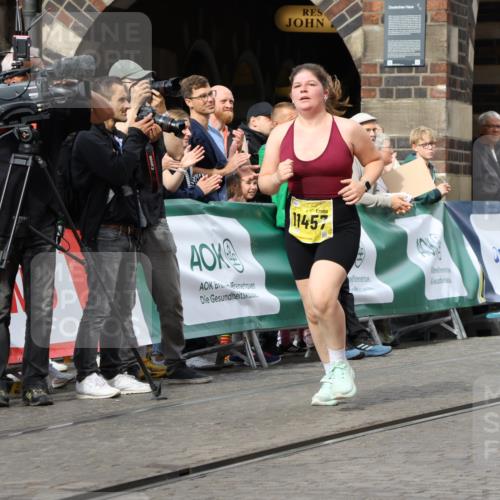 13.09.2026 - 21. swb-Marathon Bremen Strokosch-Dieckow http://msf.ph/oto/10294269 13.09.2026 11:19:48 Ziel 10004, 10629, 10933, 11050, 11760, 12224, 10430, 10882, 11546, 12472 meine-sportfotos.de