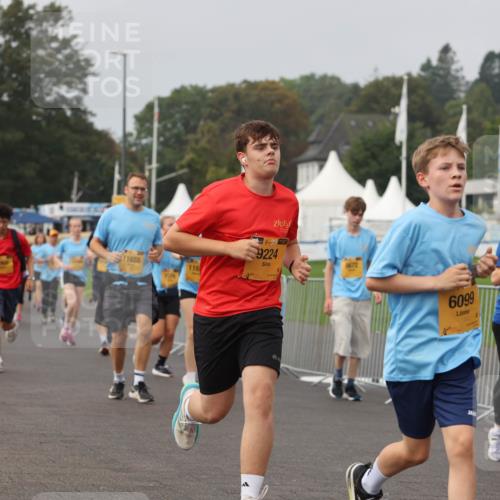 13.09.2026 - Kiel Lauf Andreas Tolksdorf http://msf.ph/oto/10294272 13.09.2026 09:26:30 Kiellinie 11655, 116, 38, 9224, 6099, 5171 meine-sportfotos.de