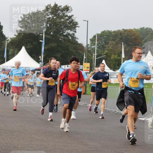 13.09.2026 - Kiel Lauf Andreas Tolksdorf http://msf.ph/oto/10294284 13.09.2026 09:26:32 Kiellinie 201, 1235, 1966, 12351, 11655, 1, 39, 11653, 72 meine-sportfotos.de