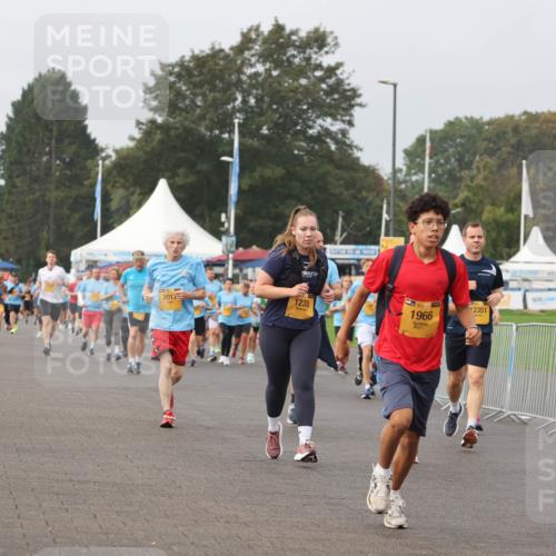 13.09.2026 - Kiel Lauf Andreas Tolksdorf http://msf.ph/oto/10294288 13.09.2026 09:26:33 Kiellinie 36, 1966, 12351, 11655, 2012, 1235 meine-sportfotos.de