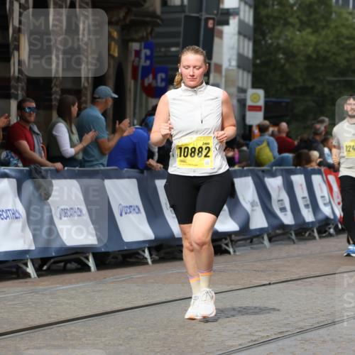 13.09.2026 - 21. swb-Marathon Bremen Strokosch-Dieckow http://msf.ph/oto/10294289 13.09.2026 11:19:57 Ziel 10004, 11457, 10430, 11244, 11333, 11337, 11546 meine-sportfotos.de
