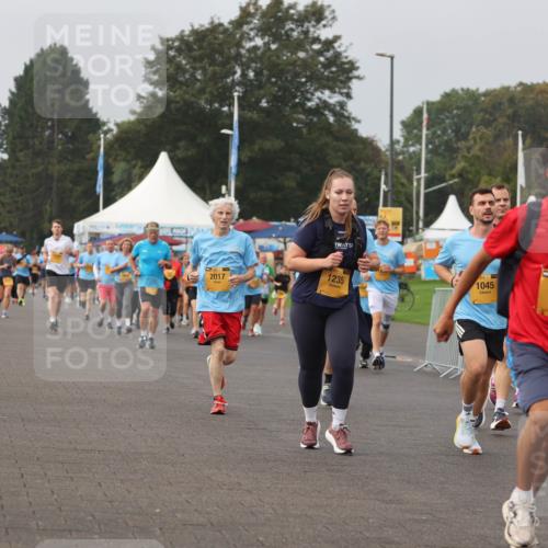 13.09.2026 - Kiel Lauf Andreas Tolksdorf http://msf.ph/oto/10294294 13.09.2026 09:26:34 Kiellinie 36, 2017, 1235, 1045, 1966 meine-sportfotos.de