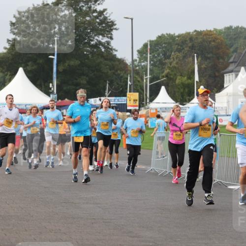 13.09.2026 - Kiel Lauf Andreas Tolksdorf http://msf.ph/oto/10294323 13.09.2026 09:26:38 Kiellinie 10300, 133, 12259, 2527, 9528, 10938, 8859 meine-sportfotos.de
