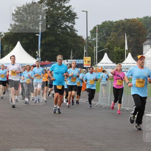 13.09.2026 - Kiel Lauf Andreas Tolksdorf http://msf.ph/oto/10294325 13.09.2026 09:26:38 Kiellinie 10172, 1030, 6809, 2671, 0409, 12259, 2527, 7948, 9528, 10938 meine-sportfotos.de