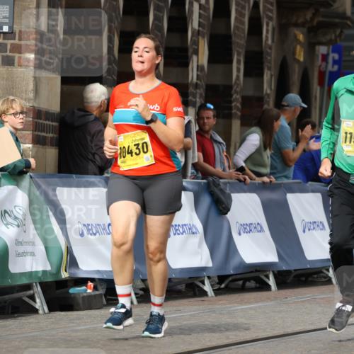 13.09.2026 - 21. swb-Marathon Bremen Strokosch-Dieckow http://msf.ph/oto/10294332 13.09.2026 11:20:06 Ziel 10882, 11457, 12472, 11244, 11333, 11337, 12374 meine-sportfotos.de