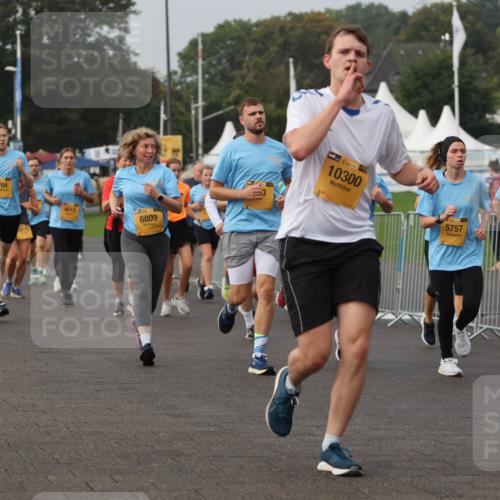 13.09.2026 - Kiel Lauf Andreas Tolksdorf http://msf.ph/oto/10294355 13.09.2026 09:26:43 Kiellinie 4704, 4615, 6809, 133, 10300, 5757 meine-sportfotos.de