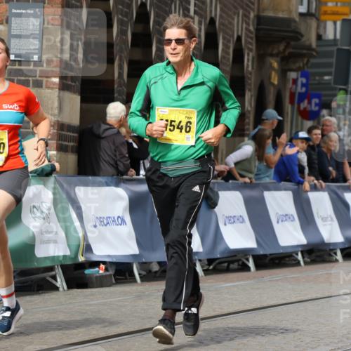 13.09.2026 - 21. swb-Marathon Bremen Strokosch-Dieckow http://msf.ph/oto/10294361 13.09.2026 11:20:07 Ziel 10882, 11457, 12472, 11244, 11333, 11337, 12374 meine-sportfotos.de
