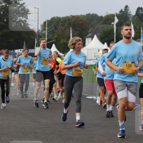 13.09.2026 - Kiel Lauf Andreas Tolksdorf http://msf.ph/oto/10294364 13.09.2026 09:26:45 Kiellinie 12676, 4615, 4704, 047, 1731, 6809, 38, 133, 38, 7572, 1, 39, 7948 meine-sportfotos.de