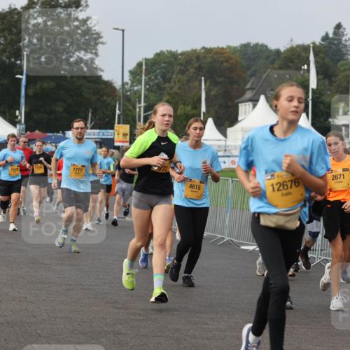 13.09.2026 - Kiel Lauf Andreas Tolksdorf http://msf.ph/oto/10294384 13.09.2026 09:26:47 Kiellinie 1635, 12347, 6577, 1777, 4615, 12676, 1, 38, 2671 meine-sportfotos.de