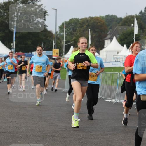13.09.2026 - Kiel Lauf Andreas Tolksdorf http://msf.ph/oto/10294387 13.09.2026 09:26:48 Kiellinie 1777, 39, 772, 35, 4615, 12676 meine-sportfotos.de