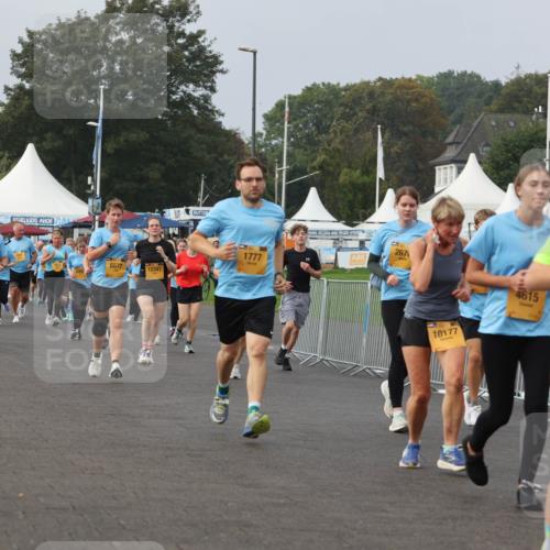 13.09.2026 - Kiel Lauf Andreas Tolksdorf http://msf.ph/oto/10294394 13.09.2026 09:26:49 Kiellinie 6577, 267, 1777, 12347, 10177, 4615, 841 meine-sportfotos.de