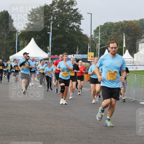 13.09.2026 - Kiel Lauf Andreas Tolksdorf http://msf.ph/oto/10294401 13.09.2026 09:26:50 Kiellinie 36, 6577, 12347, 39, 1777, 19, 2676 meine-sportfotos.de
