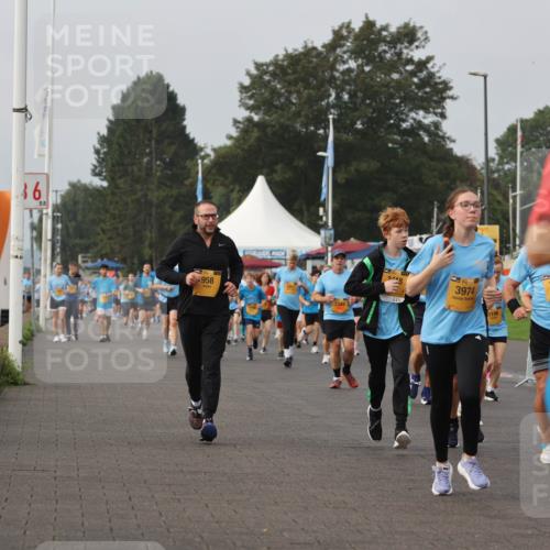 13.09.2026 - Kiel Lauf Andreas Tolksdorf http://msf.ph/oto/10294462 13.09.2026 09:26:59 Kiellinie 36, 958, 2018, 3974, 3198 meine-sportfotos.de