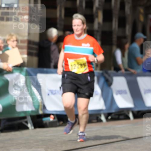 13.09.2026 - 21. swb-Marathon Bremen Strokosch-Dieckow http://msf.ph/oto/10294477 13.09.2026 11:20:33 Ziel 11244, 11333, 11337, 12374, 11529, 11530, 11675, 12153, 12316, 12317 meine-sportfotos.de