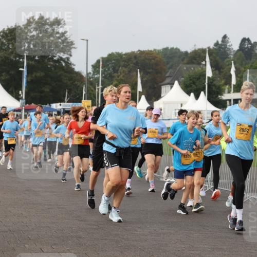13.09.2026 - Kiel Lauf Andreas Tolksdorf http://msf.ph/oto/10294498 13.09.2026 09:27:10 Kiellinie 6048, 9385, 8189, 3717, 39, 2852 meine-sportfotos.de