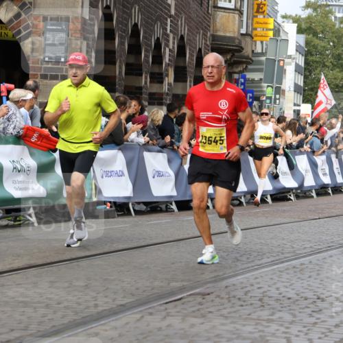 13.09.2026 - 21. swb-Marathon Bremen Strokosch-Dieckow http://msf.ph/oto/10294519 13.09.2026 10:47:28 Ziel 10319, 10744, 11060, 11187, 11212, 11344, 11462, 11608, 11650, 11651, 11814, 12048, 12298, 12415, 12470, 13589, 13613, 10210, 10223, 10270, 10393, 10594, 10860, 10873, 11130, 11469, 11646, 11809, 11894, 12077, 12296, 12318, 12547, 13521 meine-sportfotos.de
