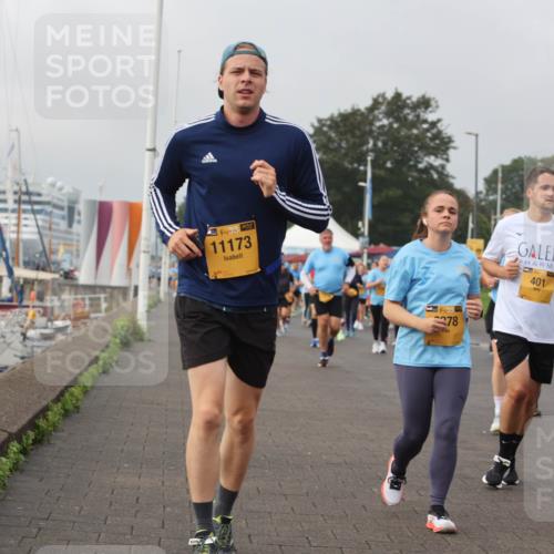 13.09.2026 - Kiel Lauf Andreas Tolksdorf http://msf.ph/oto/10294632 13.09.2026 09:27:39 Kiellinie 11173, 39, 278, 401, 39, 4229 meine-sportfotos.de