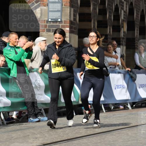 13.09.2026 - 21. swb-Marathon Bremen Strokosch-Dieckow http://msf.ph/oto/10294649 13.09.2026 11:21:04 Ziel 11529, 11530, 11541, 11675, 11980, 12153, 12316, 12317 meine-sportfotos.de