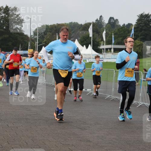 13.09.2026 - Kiel Lauf Andreas Tolksdorf http://msf.ph/oto/10294653 13.09.2026 09:27:43 Kiellinie 4906, 5369, 11239, 1796, 4910, 4909 meine-sportfotos.de