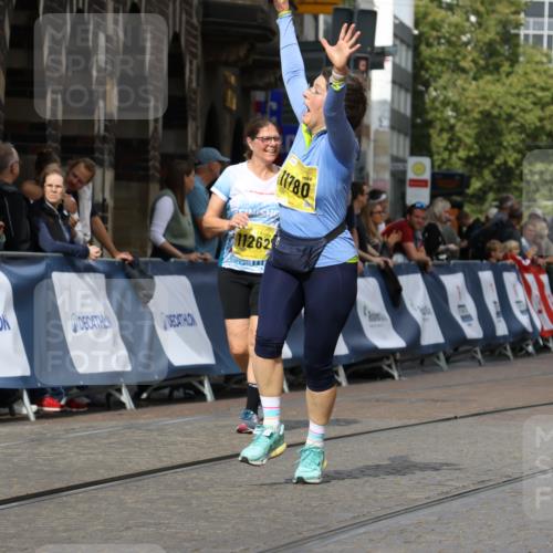 13.09.2026 - 21. swb-Marathon Bremen Strokosch-Dieckow http://msf.ph/oto/10294671 13.09.2026 11:21:27 Ziel 11104, 11821 meine-sportfotos.de