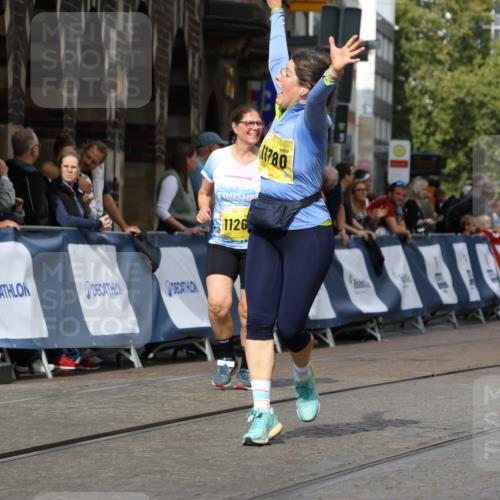13.09.2026 - 21. swb-Marathon Bremen Strokosch-Dieckow http://msf.ph/oto/10294681 13.09.2026 11:21:27 Ziel 11104, 11821 meine-sportfotos.de