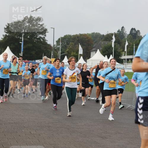 13.09.2026 - Kiel Lauf Andreas Tolksdorf http://msf.ph/oto/10294701 13.09.2026 09:27:50 Kiellinie 3361, 11047, 3723, 10898, 8540, 10946, 12 meine-sportfotos.de