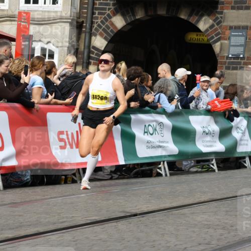 13.09.2026 - 21. swb-Marathon Bremen Strokosch-Dieckow http://msf.ph/oto/10294728 13.09.2026 10:47:32 Ziel 10319, 10744, 10898, 11060, 11187, 11269, 11462, 11650, 11651, 11814, 12048, 12298, 12415, 12470, 13528, 13545, 13589, 13613, 10172, 10210, 10223, 10393, 10592, 10594, 10860, 11018, 11130, 11634, 11809, 11894, 12077, 12318, 12547 meine-sportfotos.de