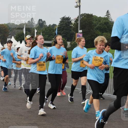 13.09.2026 - Kiel Lauf Andreas Tolksdorf http://msf.ph/oto/10294791 13.09.2026 09:28:00 Kiellinie 8353, 4365, 5235, 6009, 12173, 90, 10729 meine-sportfotos.de