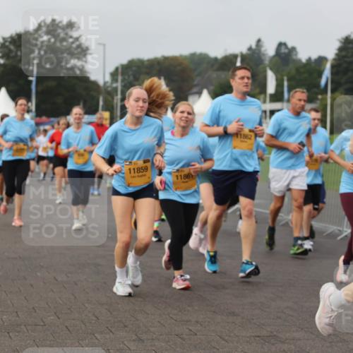 13.09.2026 - Kiel Lauf Andreas Tolksdorf http://msf.ph/oto/10294844 13.09.2026 09:28:05 Kiellinie 11859, 1186, 11862, 1, 38, 76 meine-sportfotos.de