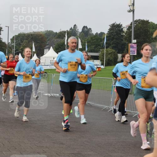 13.09.2026 - Kiel Lauf Andreas Tolksdorf http://msf.ph/oto/10294859 13.09.2026 09:28:07 Kiellinie 9384, 830, 9219, 9122, 40 meine-sportfotos.de
