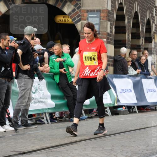 13.09.2026 - 21. swb-Marathon Bremen Strokosch-Dieckow http://msf.ph/oto/10294861 13.09.2026 11:21:45 Ziel 11262, 11780, 11821, 11639, 12211 meine-sportfotos.de